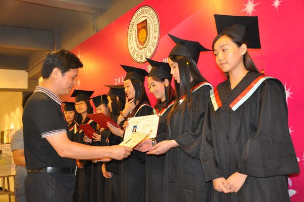 服装设计学院学生毕业
